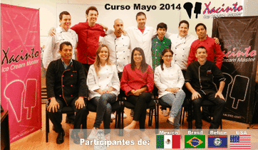 Se termino el curso y solo queda el recuerdo on una foto en la que participan los alumnos y el personal de Xacinto Ice Cream Master